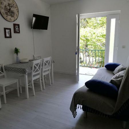 Mala Tonina Apartamento Tučepi Exterior foto