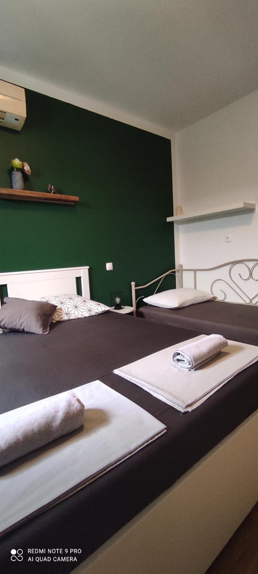 Mala Tonina Apartamento Tučepi Quarto foto